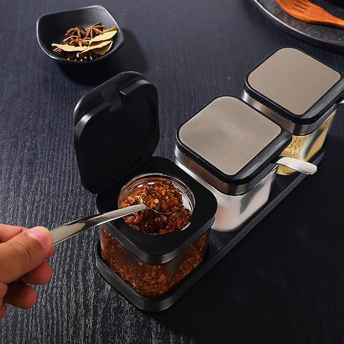 Condiment Jar Spice Container with 304 Stainless Steel Lids and Spoons,Clear Glass Condiment Canisters Pots Seasoning Box Salt Container Sugar Bowl Set of 2 for Kitchen, Counter, Food Storage