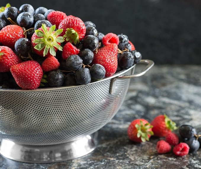 Bellemain 3 Qt Metal Colander with Handle | Pasta, Spaghetti, Berry, Fruit, Vegetable, Kitchen Food Strainer Basket | 18/8 Stainless Steel Colander Bowl | Pot Drainer for Cooking, Sifter Strainer - Image 6
