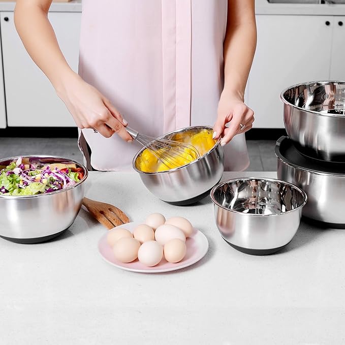 Wildone Mixing Bowls with Airtight Lids, Stainless Steel Nesting Mixing Bowls Set of 5, with Non-slip Silicone Bottoms, Size 8, 5, 3, 2, 1.5 QT, Stackable Design, Great for Mixing and Prepping - Image 8