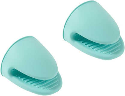 Comfy Grip 4.3 x 3.5 x 4.2 Inch Mini Oven Mitt Pot Holders, 1 Food-Grade Finger Mitt Set - 2-Piece Set, Oven-Ready Up To 446F, Turquoise Silicone Mitts, Ribbed Texture, Dishwashable - Restaurantware