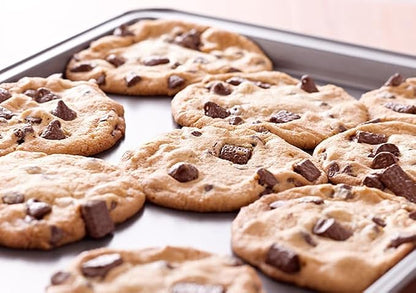 Winco Commercial-Grade Aluminum Sheet Pan, 18 Gauge, 1/2 Size