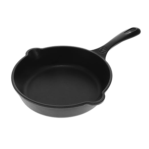 Victoria 8-Inch Cast Iron Skillet, Pre-Seasoned Cast-Iron Frying Pan with Long Handle, Made in Colombia by VictoriaCastIron