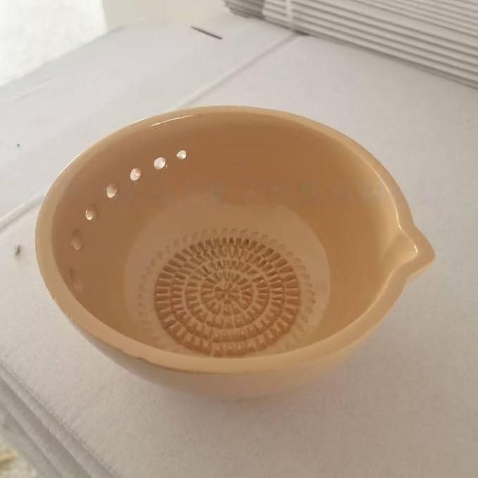 Garlic Grater Bowl 7-hole 2-in-1Kitchen Spanish Handheld Herb Stripper Ceramic Wasabi Cheese Spoon Ginger Spice Grinding Bowl Tool