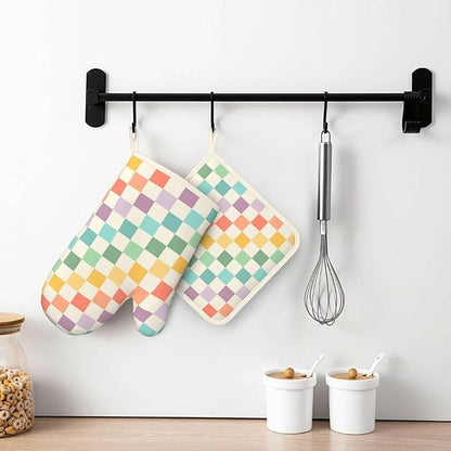 Vintage Checkered Silicone Oven Mitts Pan Mats Set of 2, Heat Resistant Gloves Potholder with Non-Slip Grips Hanging Loops Pot Holder, Spring Summer for Chef Cooking, Baking, Grilling, BBQ