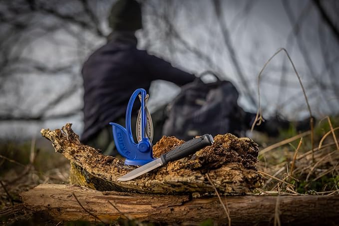 Warthog V-Sharp CURVE Professional Knife Sharpener System, 25 Degree Angle Knife Sharpener, 325 Grit Diamond Hones, Kitchen Tools, Easy to Use, Lightweight, No Adjustments, Ultra Compact, Blue - Image 3