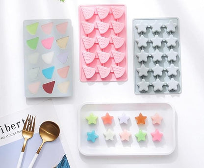 Cute Ice Cube Trays Silicone Chocolate Mold Wax Melt Molds Easy Release Ice Trays Non-Stick Chocolate Soap Pudding Jello Ice Cube Tray (Star)