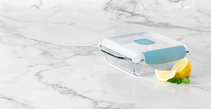 Anchor Hocking 8 Inch Square Cake Dish with TrueLock Locking Lid Bakeware, Clear - Image 12