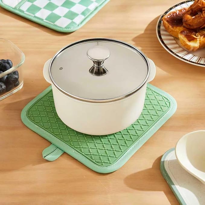 Ohocut Sage Green Checkered Pot Holder, Checkerboard Potholders for Kitchen, Silicone Pot Holders with Pocket for Kitchen Clearance 2 Pack Set, Hot Pads and Oven Mitts for Cooking Baking - Image 3