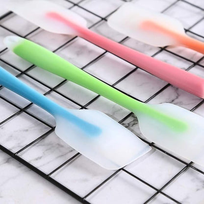 HiramWare Silicone Spatula Set of 4 - Heat Resistant Flexible Spatula 450F with Stainless Steel Core - Food Grade Premium Good Grip Kitchen Utensils - Seamless, Heavy Duty, BPA Free, Dishwasher Safe - Image 2