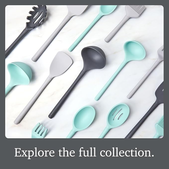 Tovolo Pasta Claw Spaghetti Spoon Scoop Aqua Seafoam Green Silicone Pasta Spoon with Teeth, BPA Free Silicone Pasta Fork for Serving Spaghetti Linguine and Noodles, Heat Safe Pasta Serving Spoon