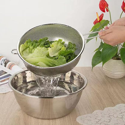Stainless Steel Colander Fine Mesh Colander with Long Handle, Kitchen Metal Food Strainers with Resting Feet for Strain, Rinse, Fry, Steam or Cook Vegetables & Pasta & Wash fruits(COLOR:silver) - Image 7