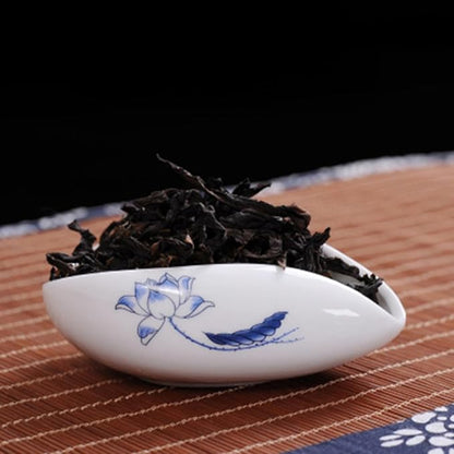 Ceramic Tea Leaf Holder Plate with Tea Spoon Scoop Coffee Bean Dosing Tray Vintage Style and Daily Use