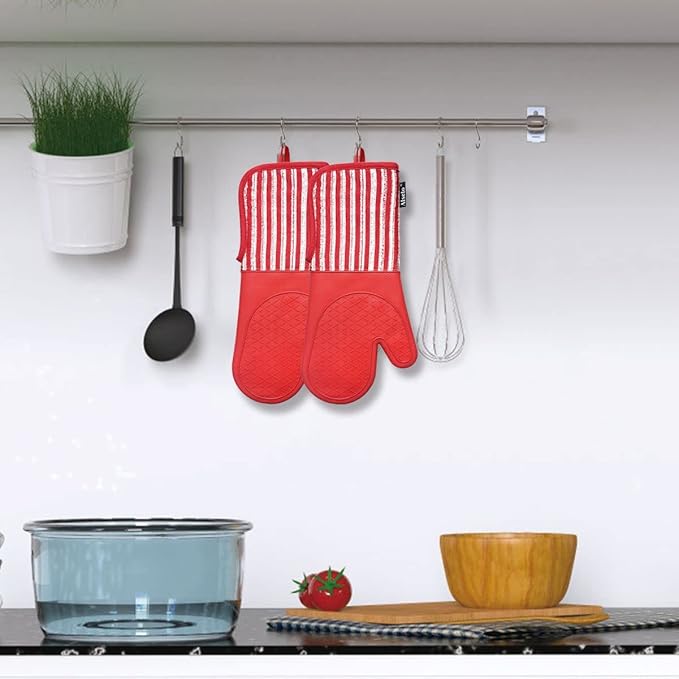 Alselo Silicone Oven Mitts Heat Resistant 932℉ with Waterproof & Non-Slip Kitchen Mittens, Set of 2 Extra Long Oven Gloves with Soft Cotton Terry Lining for Baking Cooking Barbecue (2, Red Mitts) - Image 7