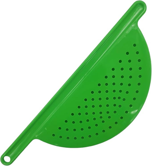Handy Housewares Handheld Plastic Pot Drainer, Noodle & Pasta Strainer with Handle - Fits up to 9" Pots - Green