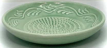 BonCera, All-in-one Premium Ceramic Garlic Grater Plate 4-Piece Set - Turquoise Green Floral Edge Design - For Garlic, Ginger, Chocolate, and more! - Comes with 5" Plate, Peeler, Brush, and Stand