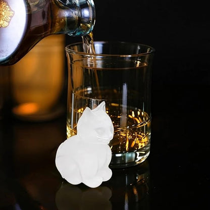 4 Cavities 3D Cat Ice Cube Molds, Black Silicone Ice Cube Tray with Lid, Cute Cat Shape Ice Mold, Large Ice Cube Tray, Food Grade Reusable Ice Trays for Whiskey, Cocktails, Homemade Cold Drinks