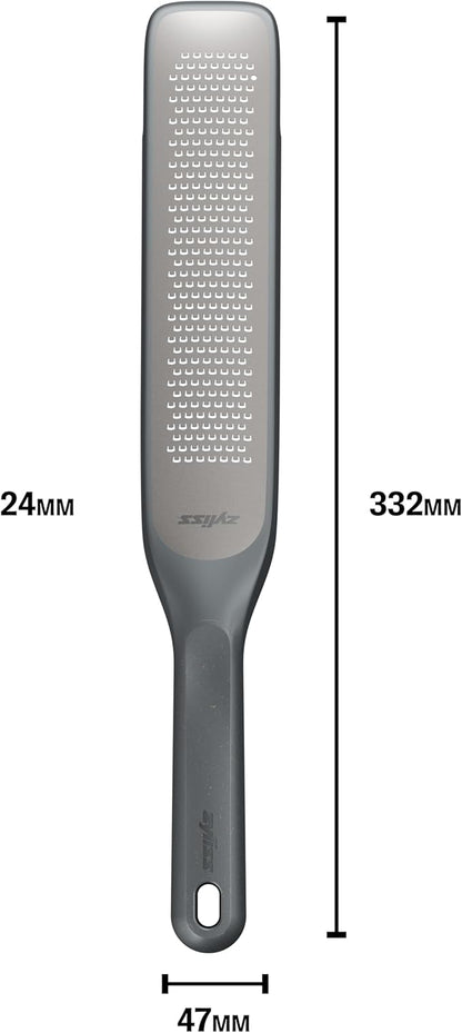 Zyliss Rasp Grater - Handheld Grater with Stainless Steel Blade & Wheat Straw Handle - Ideal for Hard Cheese, Chocolate, Ginger, & More - Protective Cover Doubles as Scraper