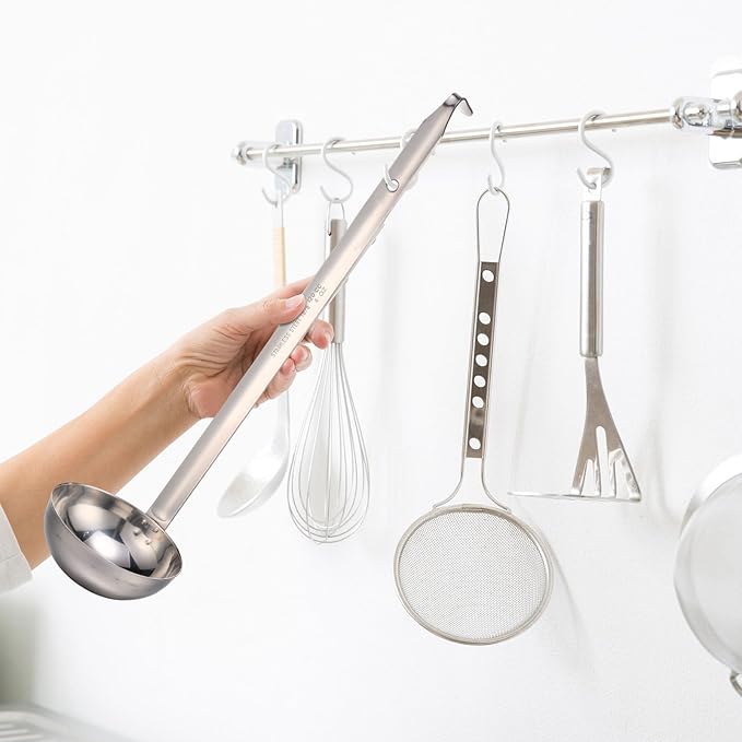 meekoo 1 Pieces Stainless Steel Ladle Soup Handle Ladle with Pouring Rim for Kitchen Cooking Soup Sauce (4 oz) - Image 6