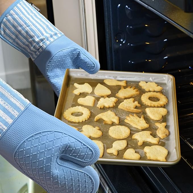 Alselo Silicone Oven Mitts Heat Resistant 932℉ with Waterproof & Non-Slip Kitchen Mittens, Set of 2 Extra Long Oven Gloves with Soft Cotton Terry Lining for Baking Cooking Barbecue (2, Blue Mitts) - Image 8