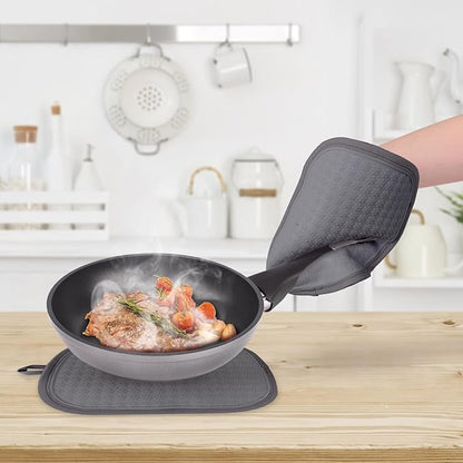 Hovico 2PCS Silicone Pot Holders, Oven Mitts Heat Resistant Hot Pads with Pockets, Non Slip Pot Holder for Kitchen Baking and Cooking| 9.8 x 7 Inches | Towel Cloth Interior Lining - Gray - Image 6