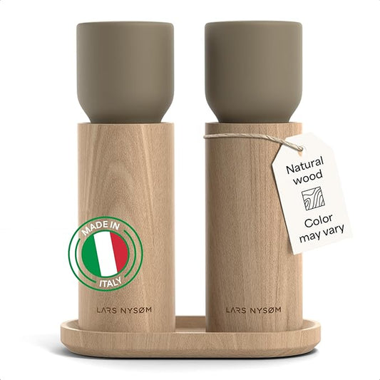 LARS NYSØM Wooden Salt and Pepper Grinder Set Manual with Tray - Salt and Pepper Mills with Adjustable Ceramic Grinder - Elegant Beechwood Pepper and Salt Mill Set for Dining Table (Taupe Brown)