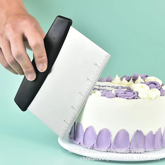 Dough Cutter, 6.6 Inch Stainless Steel Dough Scraper with Scale for Cutting of Pizza, Cake and Dough (1) - Image 3