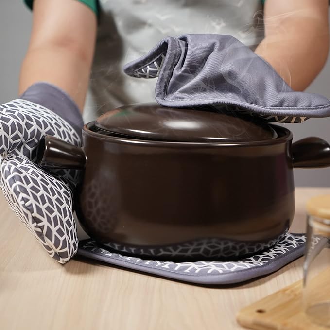 Oven Mitts and Pot Holders Sets 6pcs, Thick Cotton Oven Gloves High Heat Resistant 500℉with Extra Long Oven Mitts and Hot Pads Potholders with Non-Slip Silicone Surface for Cooking Baking - Image 2