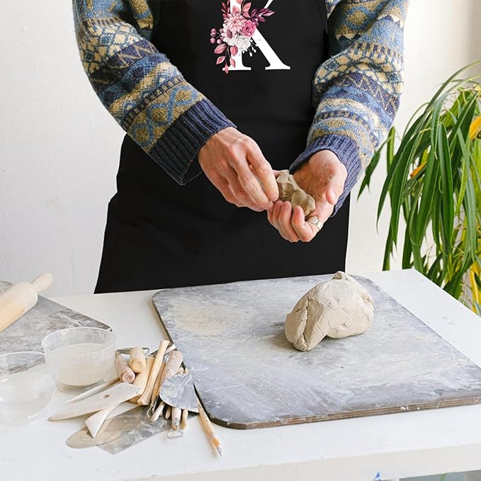 Personalized Aprons for Women with Pockets, Cute Aprons for Women Chef Baking, Cooking Gifts for Mom Birthday