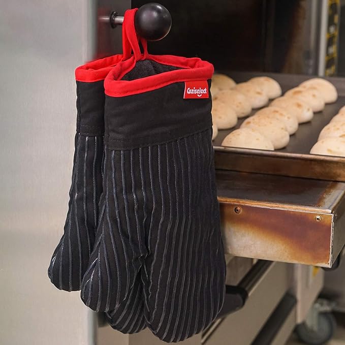 Oven Mitts and Pot Holders Set, Cooking Mitts, Heat Resistant Cooking Mitts and Pot Holders, Silicon Oven Gloves Set for Kitchen, Pure Cotton and Terrycloth Lining, Black, 4 Pcs Set - Image 5