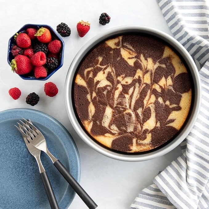 Nordic Ware Brilliant™ Colorful Bakeware 9-Inch Round Pan, Nonstick made without PFAS or PTFE for safe cooking; Reinforced steel rim prevents warping - Image 2