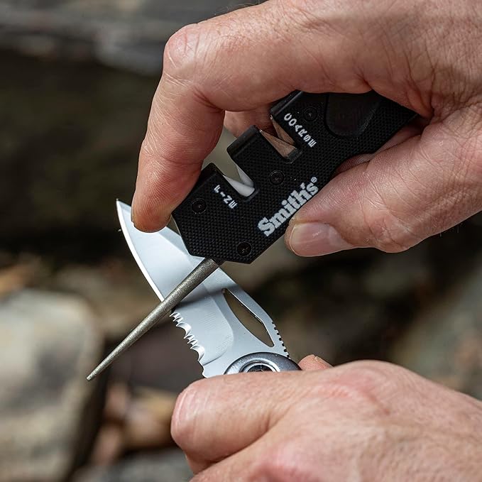 Smith’s Pocket Pal Tactical Knife Sharpener - 2 Stage Sharpener & Diamond Sharpening Rod - Pocket Clip - Outdoor Hunting Knife & Hook Sharpener - Compact & Lightweight - Image 7