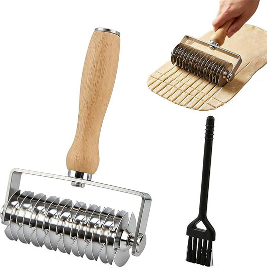 Pastry Lattice Roller Cutter with 1 Small Brush, Stainless Steel Lattice Pastry Cutter with Wooden Handle for Beef Wellington Pie Bread Cookie Pizza(COLOR:Silver)