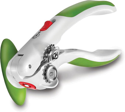Zyliss Lock N' Lift Manual Can Opener with Lid Lifter Magnet - Heavy-Duty & Handheld Can Opener - Kitchen Gadget for Can Opener Safety - Manual Can Opener for Smooth Edge - Green - Image 4