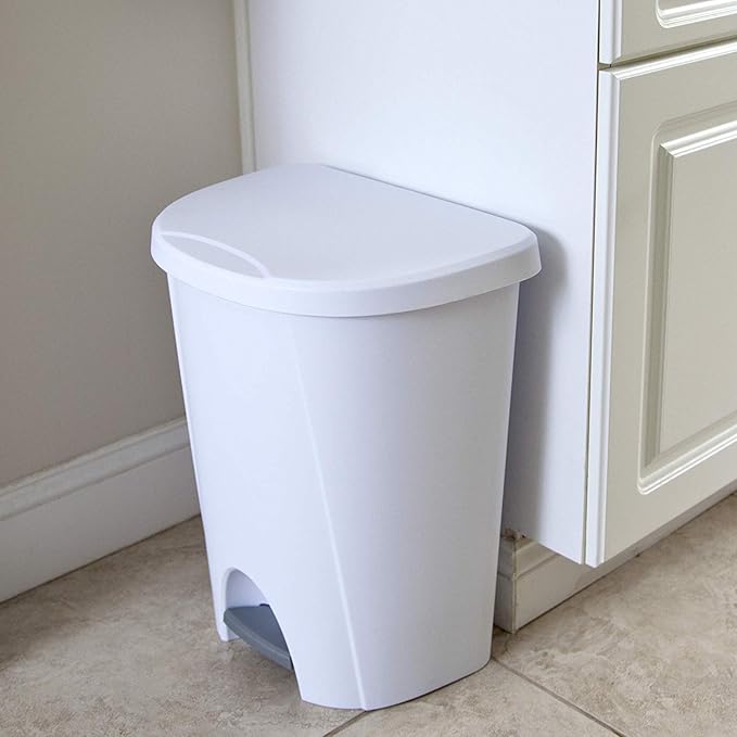 STERILITE 10948004 Step Can, White, 6.6 Gallon