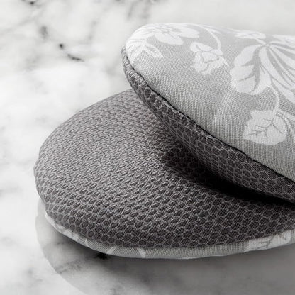 Martha Stewart Floral Vine Mini Oven Mitt 2-Pack Set, Grey, 5.5"X8" - Image 3
