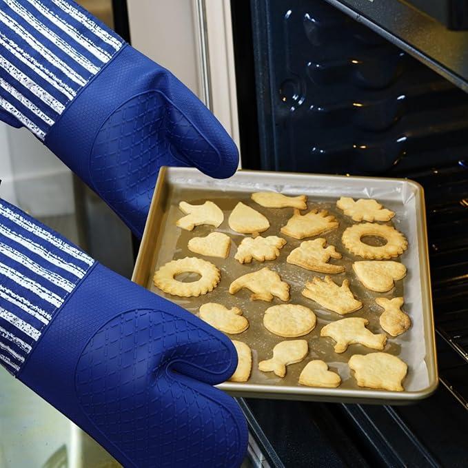Alselo Silicone Oven Mitts Heat Resistant 932℉ with Waterproof & Non-Slip Kitchen Mittens, Set of 2 Extra Long Oven Gloves with Soft Cotton Terry Lining for Baking Cooking Barbecue (Cobait Blue, 2) - Image 5