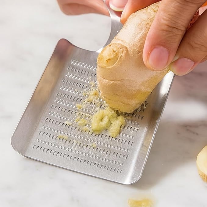 Compact Stainless Steel Grater, Mirror-Polished Grinder for Garlic, Ginger, Nutmeg, Wasabi and Chocolate - Image 2