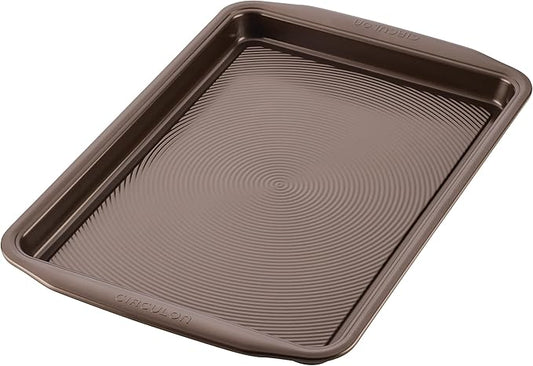 Circulon Nonstick Bakeware, Nonstick Cookie Sheet / Baking Sheet - 10 Inch x 15 Inch, Chocolate Brown by Circulon