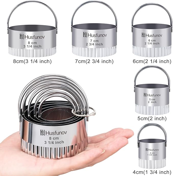 Husfunov Biscuit Cutter Set Wave Cookie Cutters with Handle 5 Pieces Stainless Steel Square Professional Baking Dough Tools for Cake - Image 2