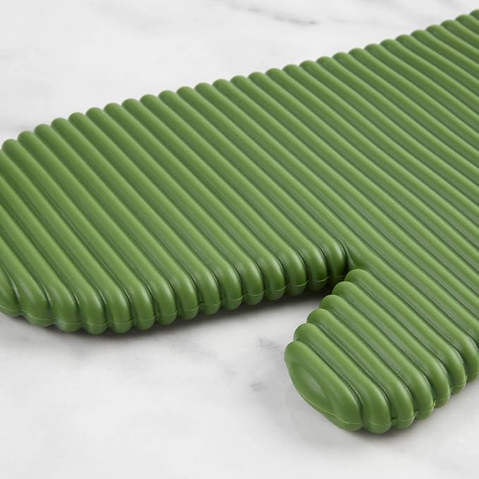 KITCHENAID Ribbed Soft Silicone Oven Mitt 2-Pack Set, 7.5"x13", Matcha - Image 4