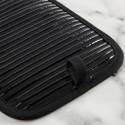 KitchenAid Quilted Cotton Terry Cloth Oven Mitt, Pot Holder, Kitchen Towel 4-Pack Set, Heat Resistant, Silicone Grip, Gift Set, Matte Black, 16"x26", 7"x13" & 7"x10" - Image 6