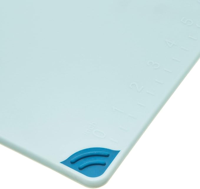 San Jamar Saf-T-Grip Cutting Board with Molded-in Ruler, Plastic Chopping Board for Kitchen, 9" x 12" x 0.35", 6 Count, Blue