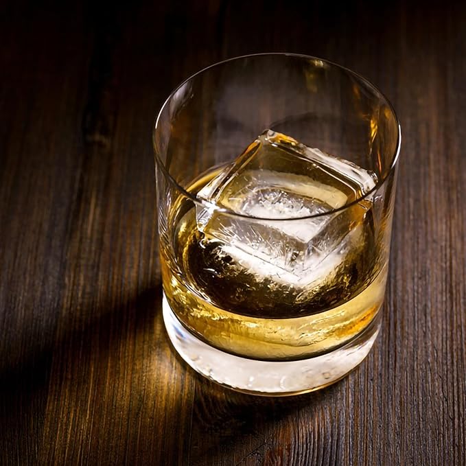 Bangp Large Ice Cube Trays 2 Pack,Big Ice Cube Molds with Removable Lids,Easy Release and Stackable Silicone Ice Cube Tray,Make 16 Big Square Ice Cubes for Whiskey,Cocktails - Image 2