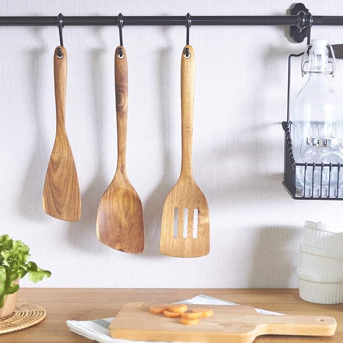 FAAY 13.5” Left-Hand Stir Fry Spatula – True Left-Hand Angled Teak Wooden Turner for Wok & Nonstick Pans, Natural Coconut Oil Finish, Handcrafted Wood Tool for Stirring & Flipping - Image 4