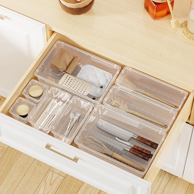WOWBOX 8 PCS Clear Plastic Drawer Organizer Set, 4 Sizes Desk Drawer Organization and Storage Containers for Makeup, Cosmetics, Jewelry and Gadgets in Kitchen, Bathroom, Bedroom, Office, Clear - Image 7