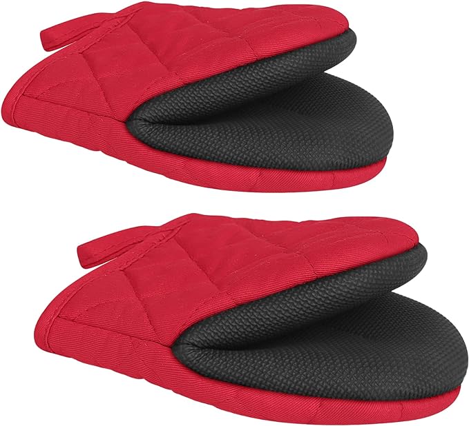 Short Oven Mitts, Heat Resistant 500°F, Silicone Grip Kitchen Gloves, Non-Slip for Baking, Grilling, BBQ, Machine Washable with Hanging Loop, 2-Pack Set, Red