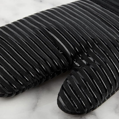 KitchenAid Quilted Cotton Terry Cloth Oven Mitt, Pot Holder, Kitchen Towel 4-Pack Set, Heat Resistant, Silicone Grip, Gift Set, Matte Black, 16"x26", 7"x13" & 7"x10" - Image 4