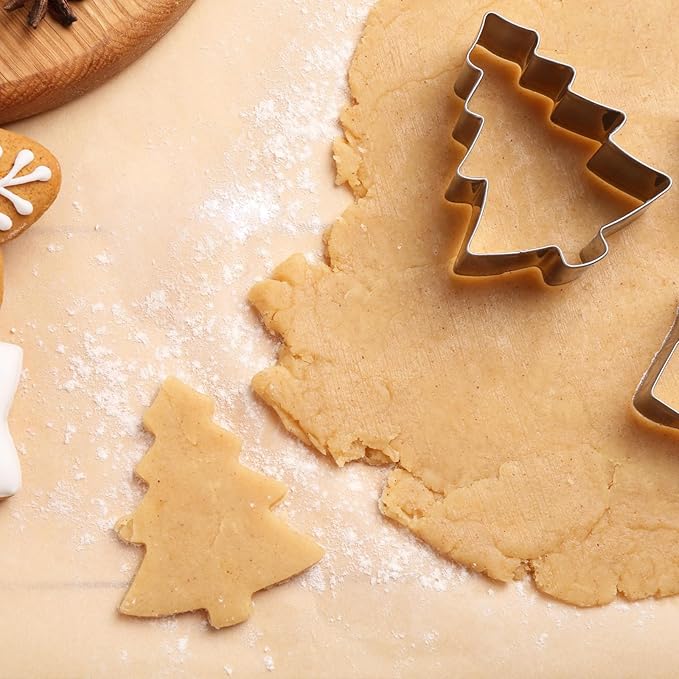 ALLTOP Christmas Cookie Cutter Set - 5 Biscuit Shapes for Creative Baking Delights - Image 4