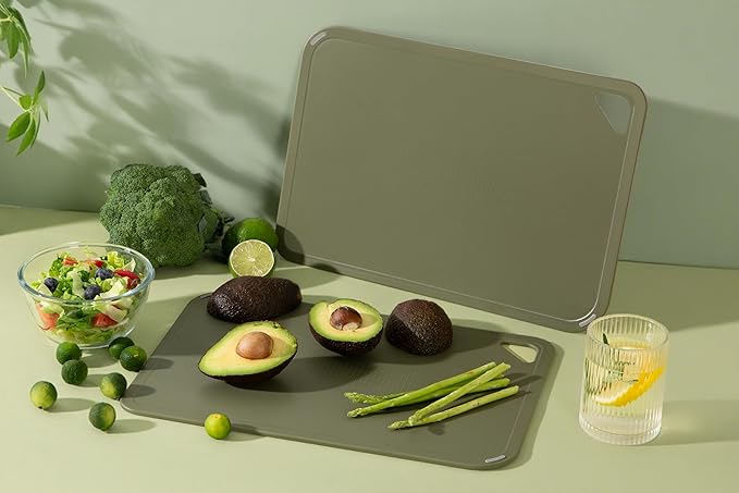 THETCHRY Plastic Cutting Board Set, Cutting Boards for Kitchen BPA Free, Large-Small Chopping Boards Set of 3 Non-Slip for Cooking Camping Dishwasher Safe, Reversible, with Grip Handle, 15"×10"×0.6" - Image 5