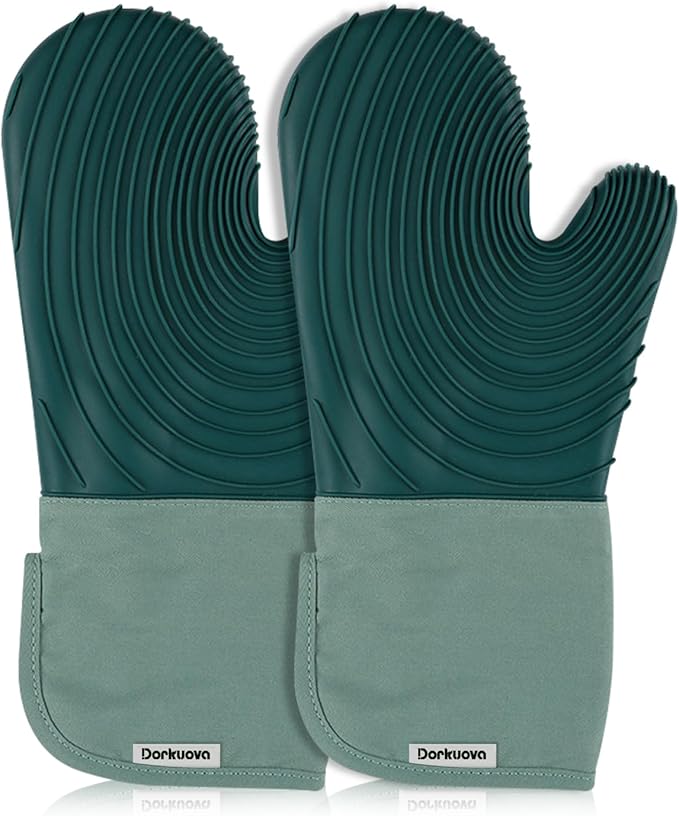 Silicone Oven Mitt Pack,Cotton Lined Gloves, BPA-Free, Long Cooking Mitts and Trivet Mats, Silicone Grilling Gloves for BBQ, 2 Pieces, (Green) by Dorkuovahome